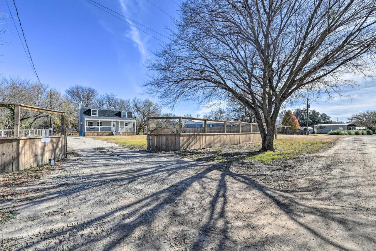 Bright Brownwood Home With On-Site River Access! エクステリア 写真